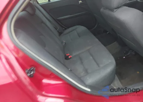 2012 Ford Fusion Se z USA, uszkodzony, nr VIN 3FAHP0HA2CR392890